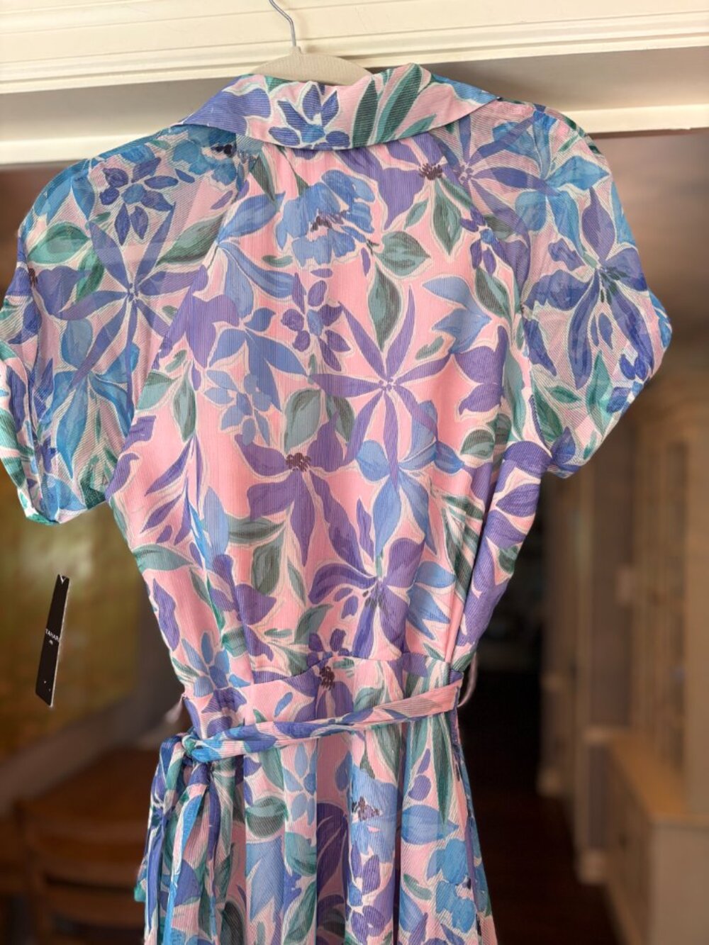 NWT (Other) Tahari Shadow-Striped Floral Print Belted Mini/Midi Dress. Size 4 - Picture 12 of 16